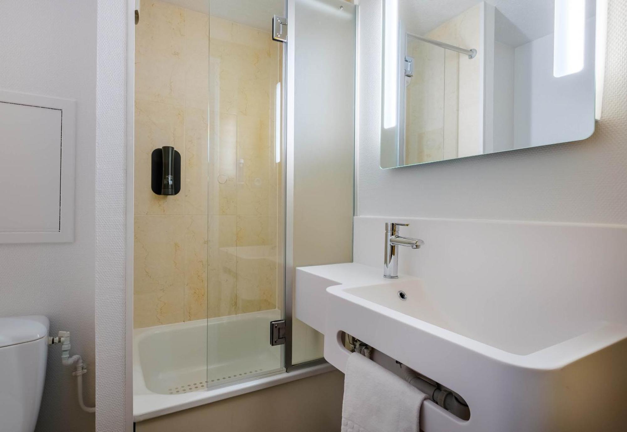 B&B Hotel Frejus Puget-Sur-Argens Kültér fotó
