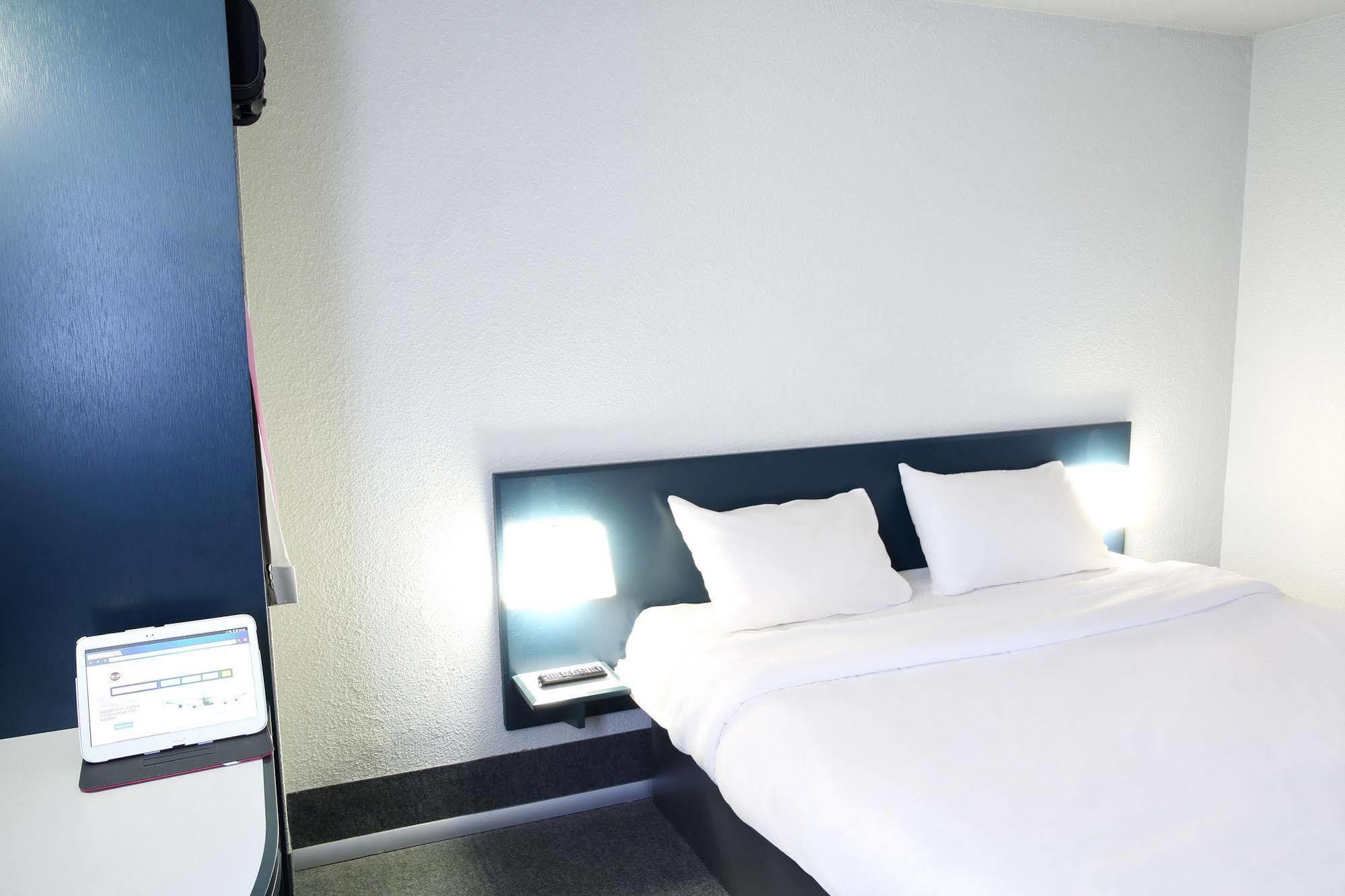 B&B Hotel Frejus Puget-Sur-Argens Kültér fotó